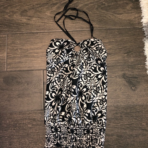 Daytrip top. - Picture 2 of 8